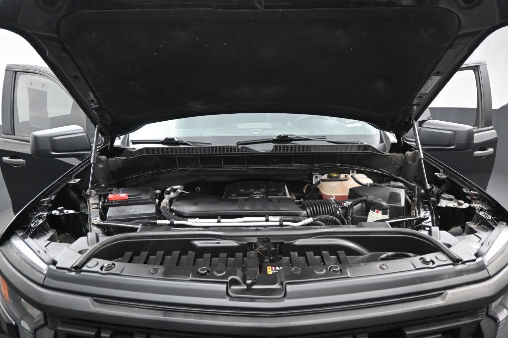 Used 2022 Chevrolet Silverado 1500 Custom AWD/4WD image 34
