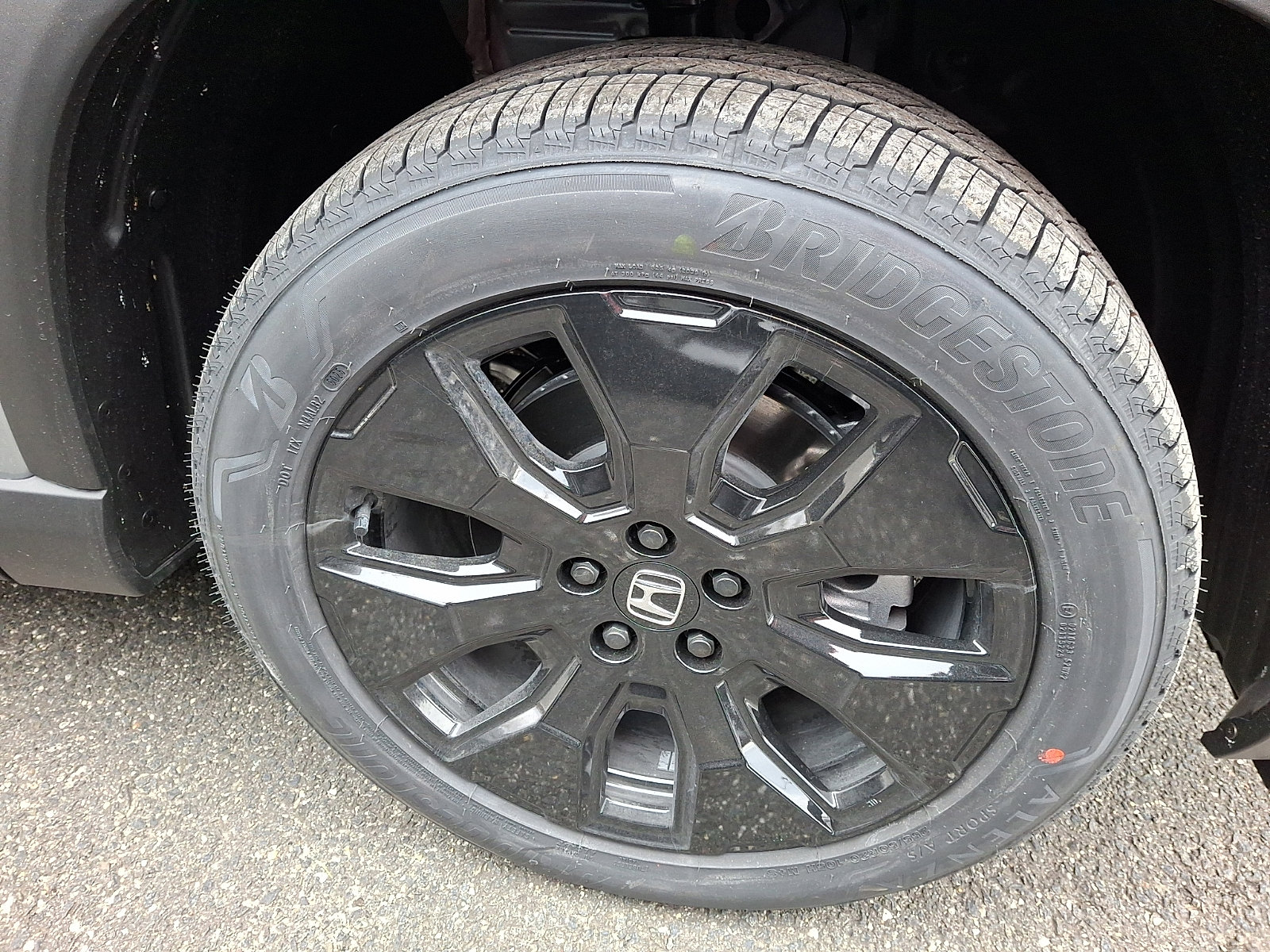 New 2026 Honda Pilot Black Edition image 5