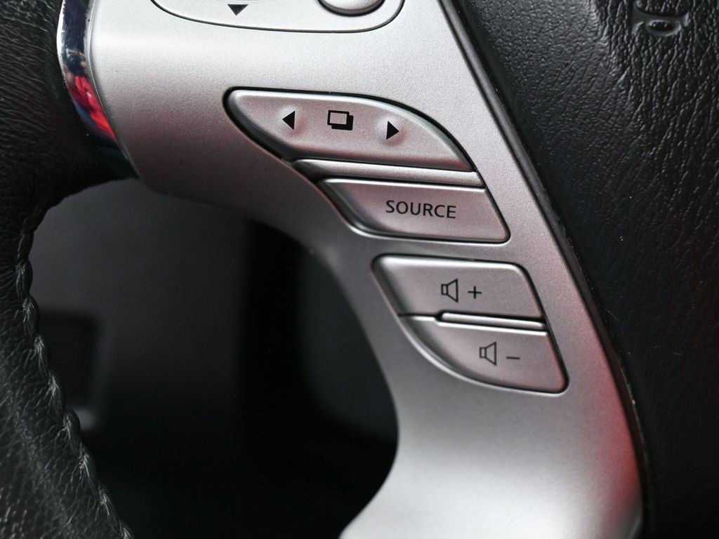 Used 2016 Nissan Murano SV image 17