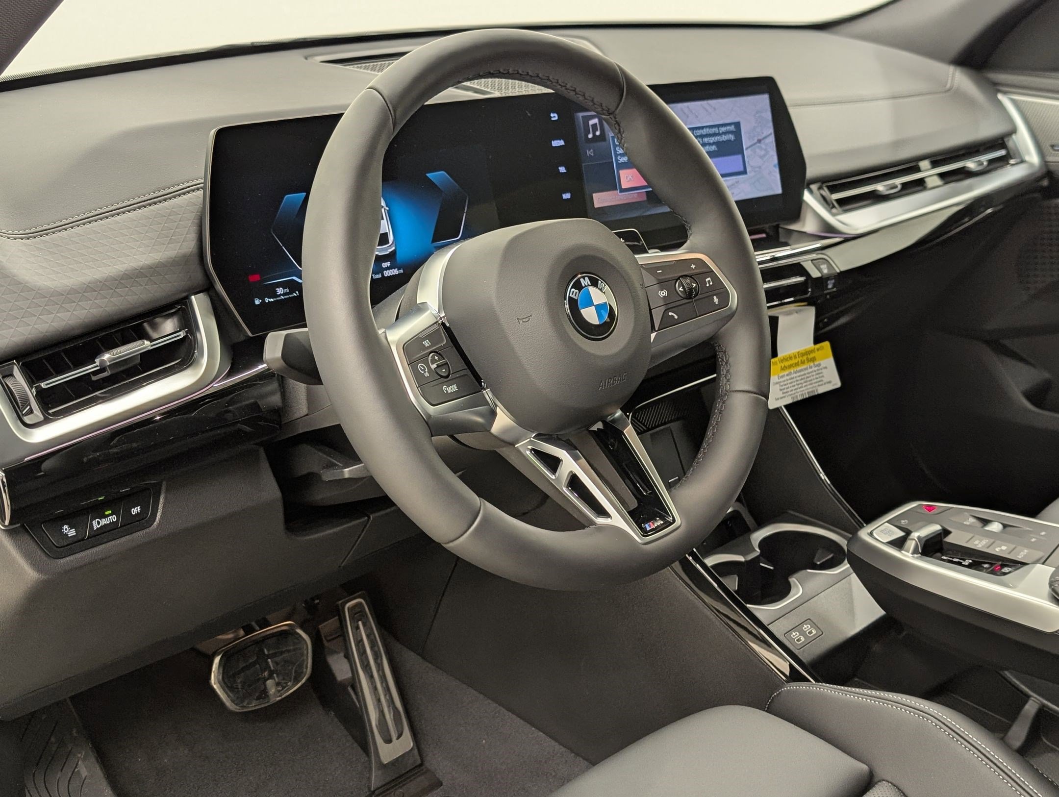 New 2026 BMW X2 xDrive28i w/ M Sport Package AWD/4WD image 4