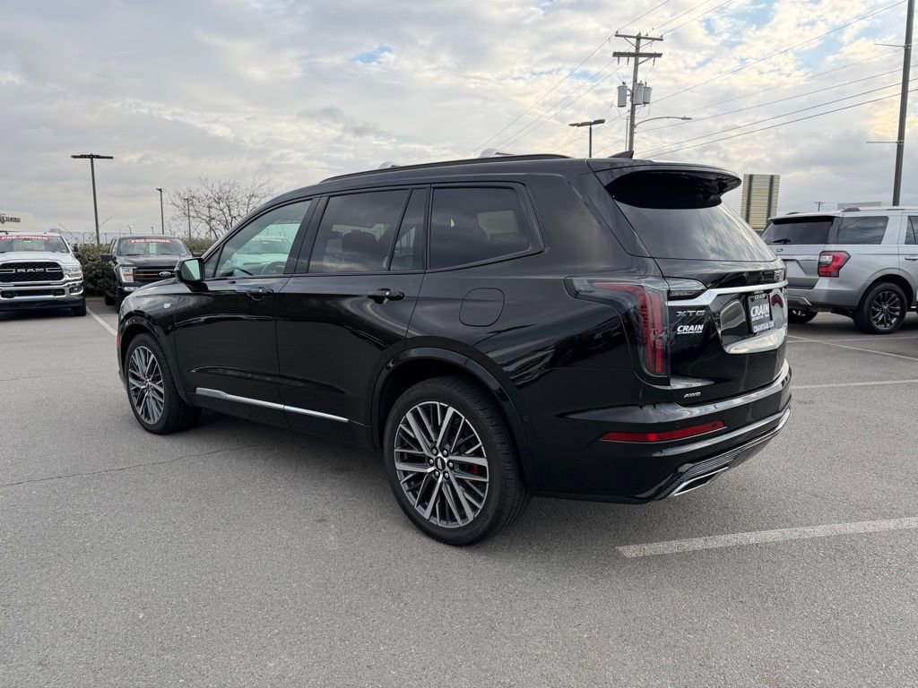 Used 2025 Cadillac XT6 Sport w/ Technology Package image 5