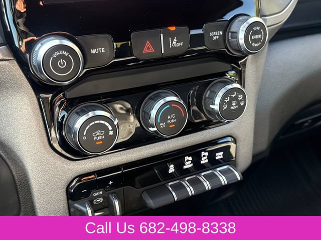 Used 2025 RAM 1500 Warlock AWD/4WD image 25