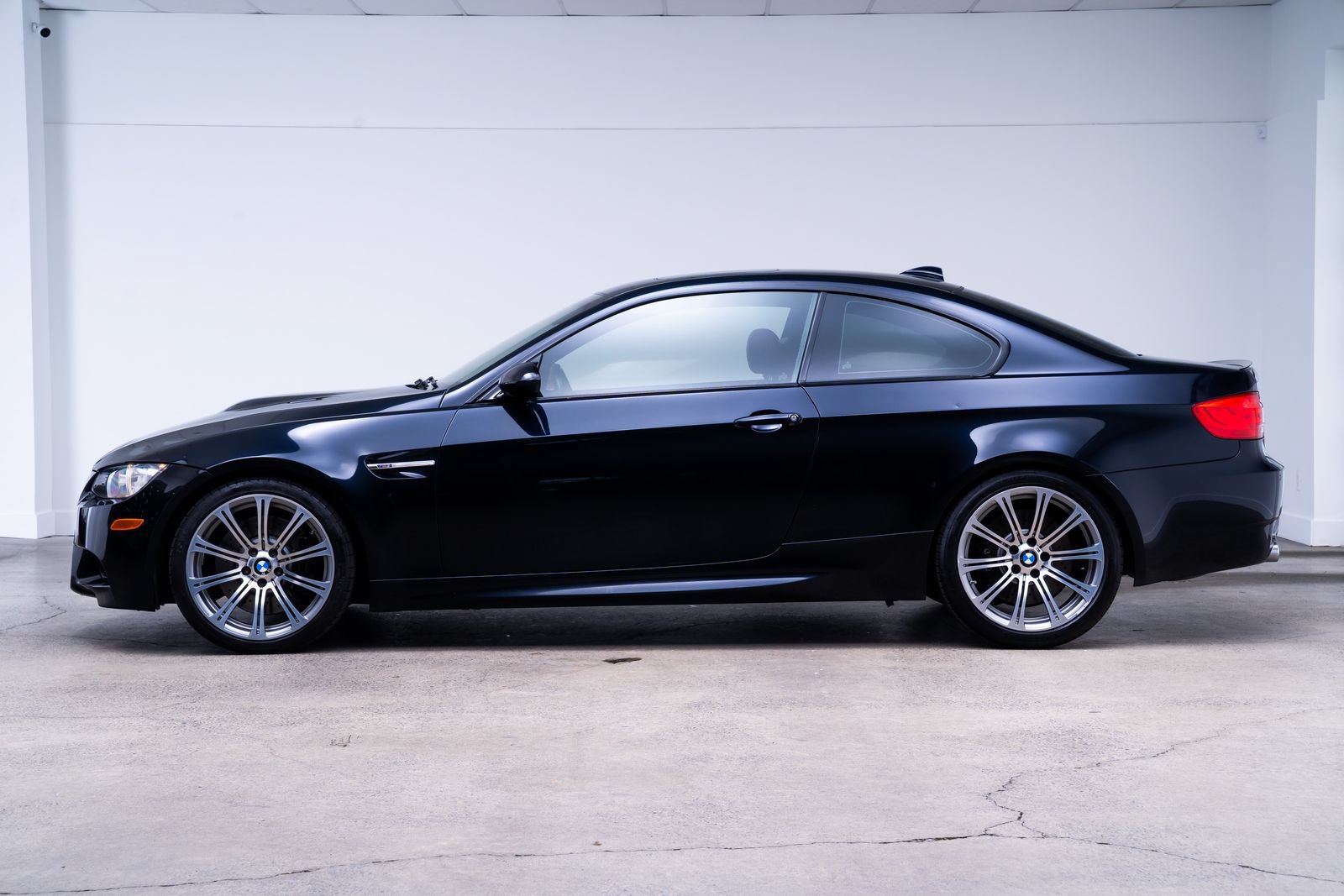 Used 2011 BMW M3 Coupe RWD image 4