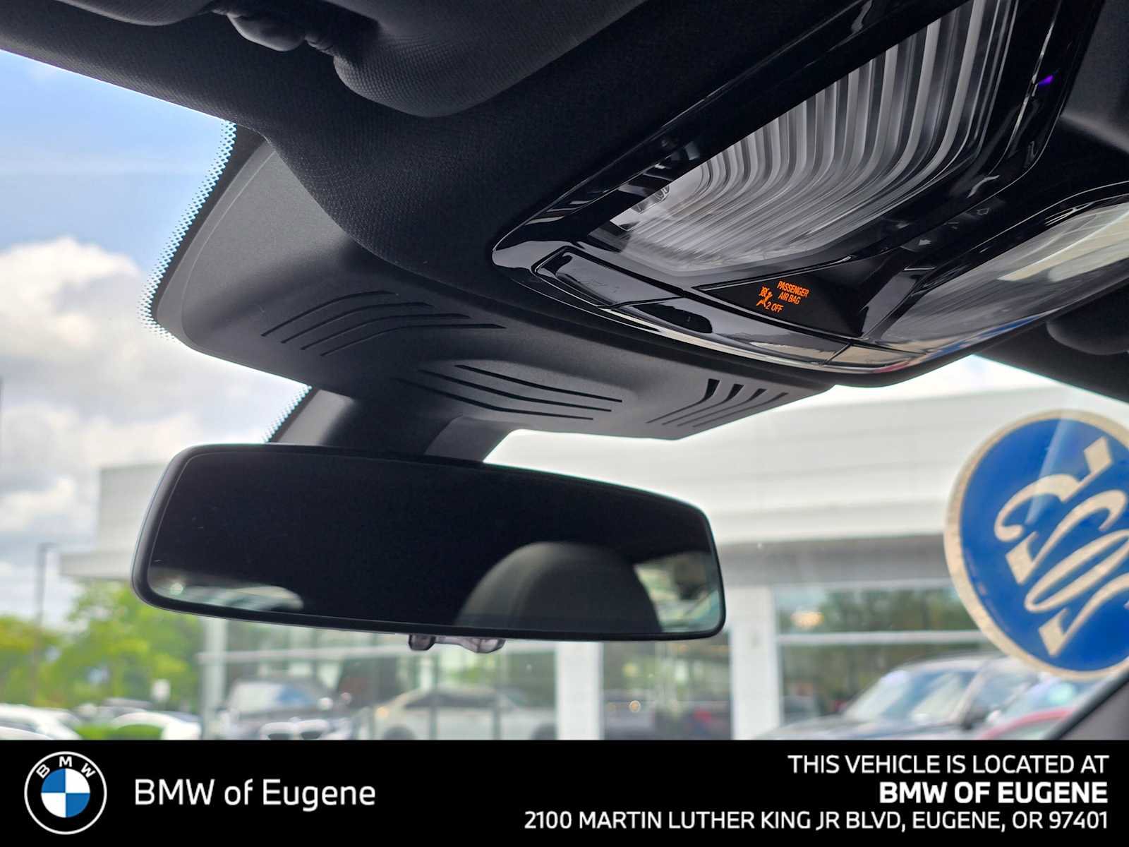 Used 2025 BMW X4 xDrive30i AWD/4WD image 29