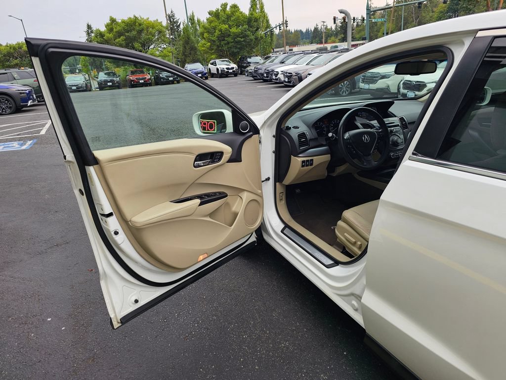 Used 2014 Acura RDX w/ Technology Package AWD/4WD image 18