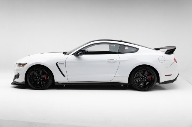 Used 2017 Ford Mustang Shelby GT350R w/ GT350R Equipment Group 920A image 13