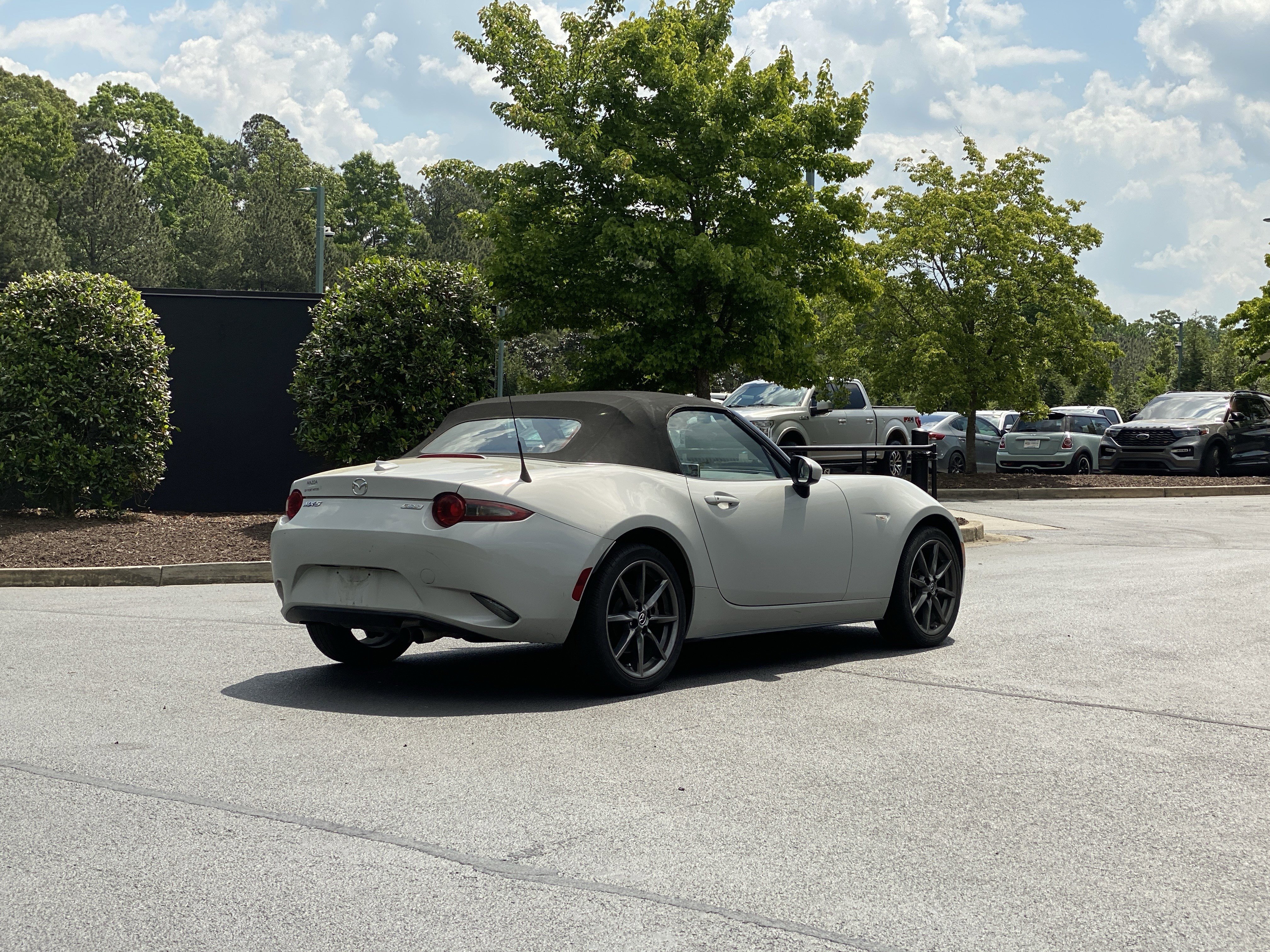 Used 2016 MAZDA MX-5 Miata Grand Touring RWD image 24