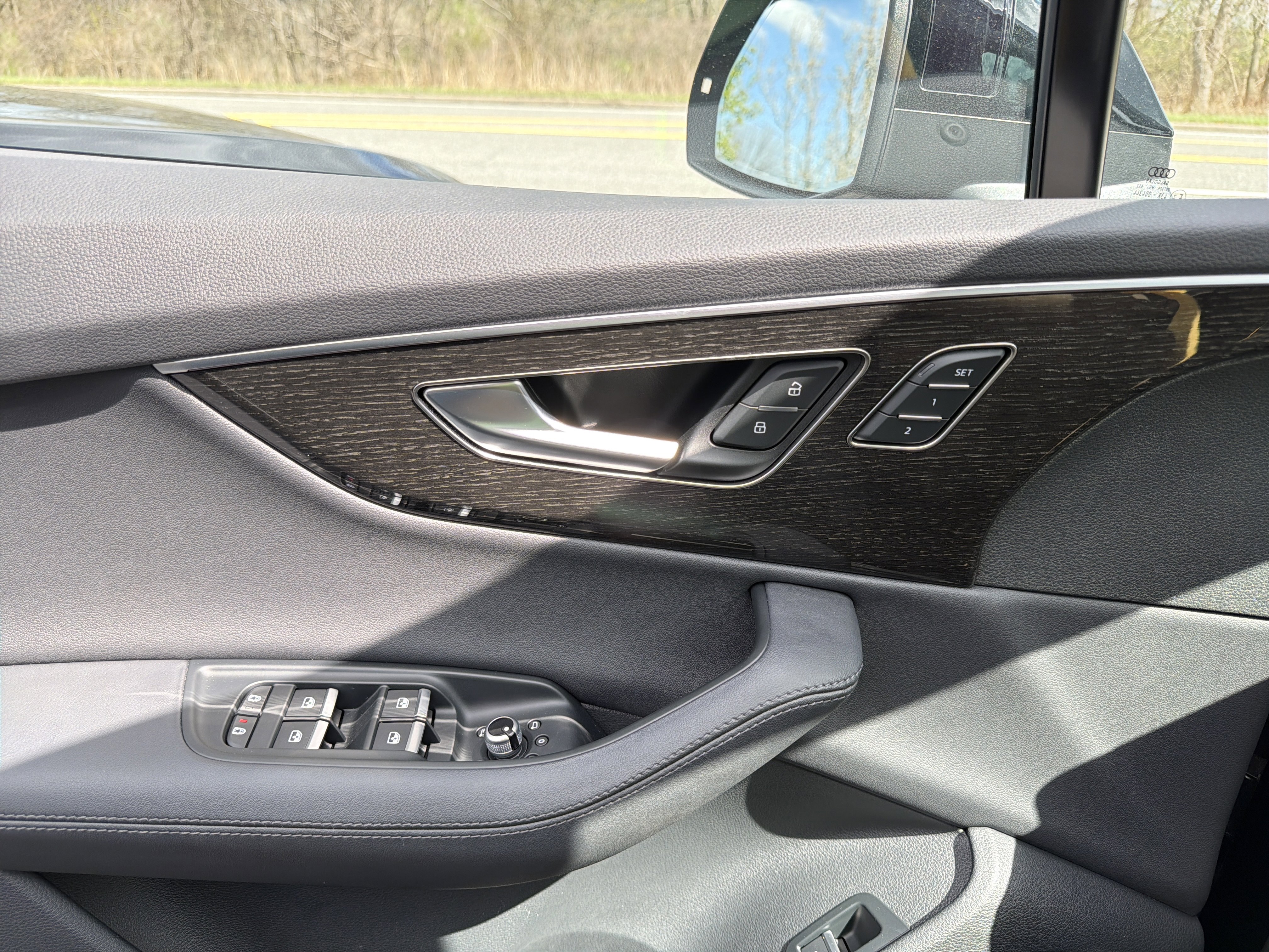 Used 2023 Audi Q7 3.0T Prestige AWD/4WD image 15