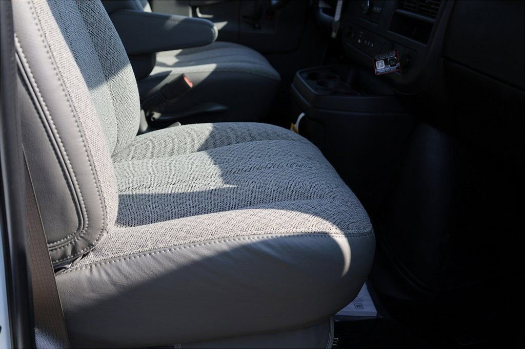 New 2025 Chevrolet Express 3500 w/ Driver Convenience Package RWD image 46