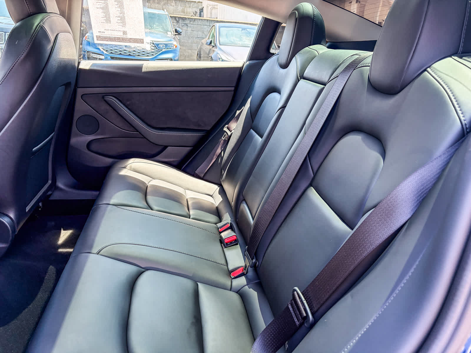 Used 2022 Tesla Model 3 Long Range AWD/4WD image 17