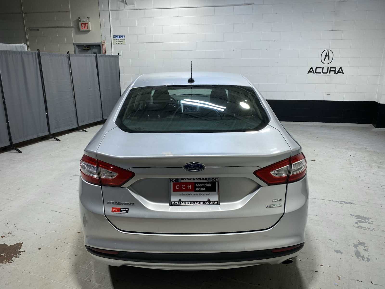 Used 2014 Ford Fusion SE FWD image 5