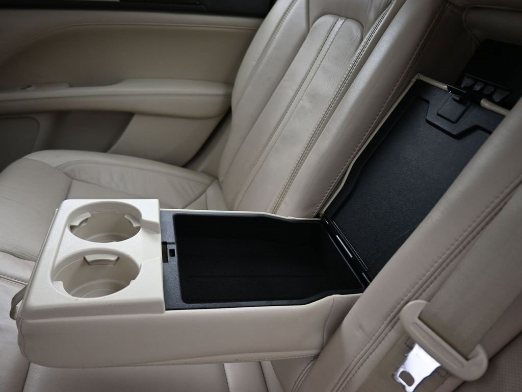 Used 2018 Lincoln MKZ Reserve w/ Technology Package image 32