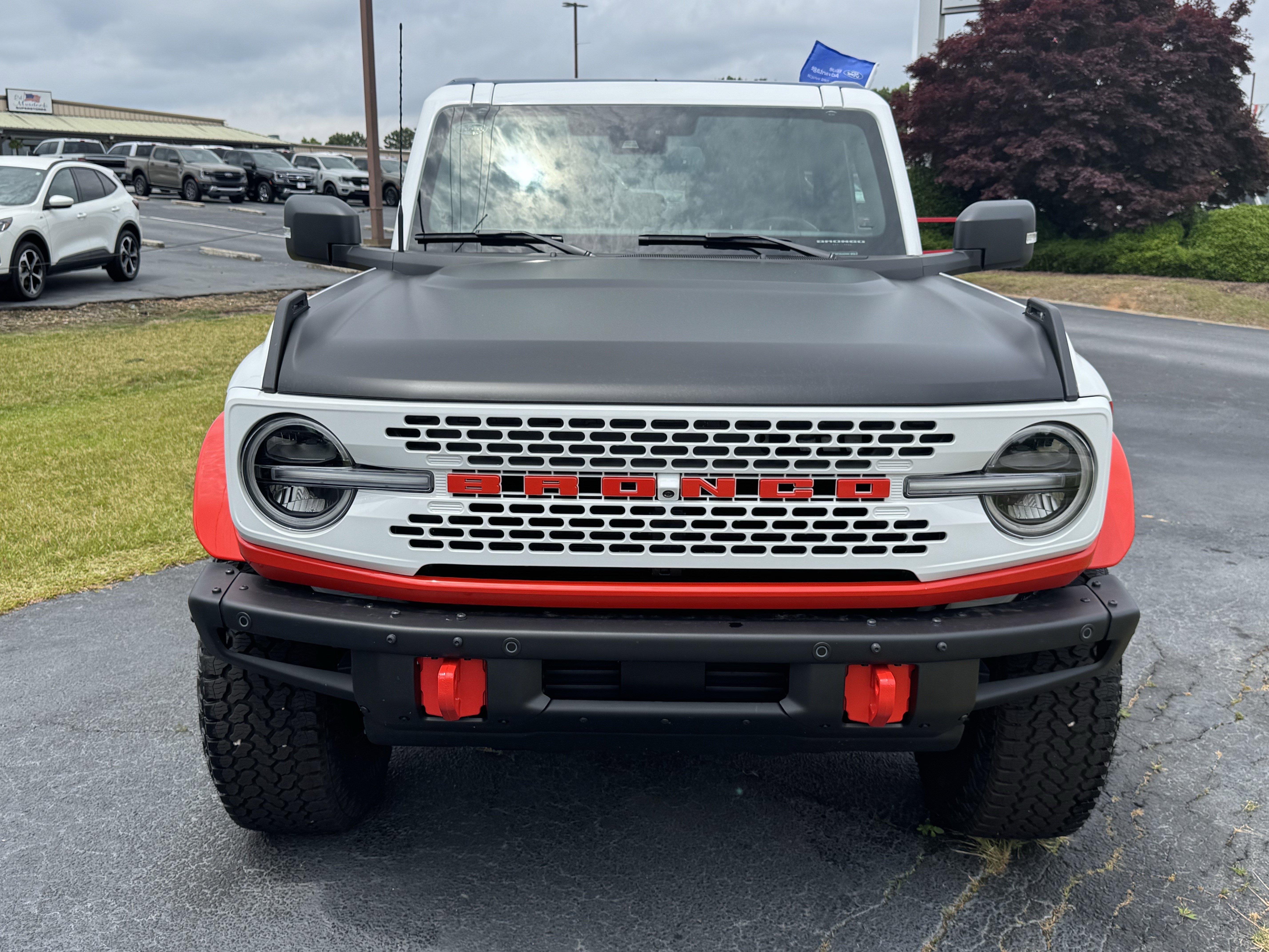 Used 2025 Ford Bronco Stroppe Edition AWD/4WD image 3