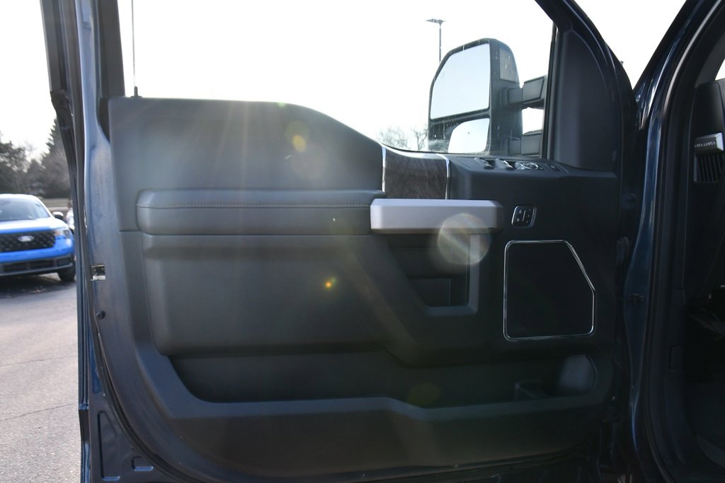 Used 2017 Ford F350 Lariat image 20