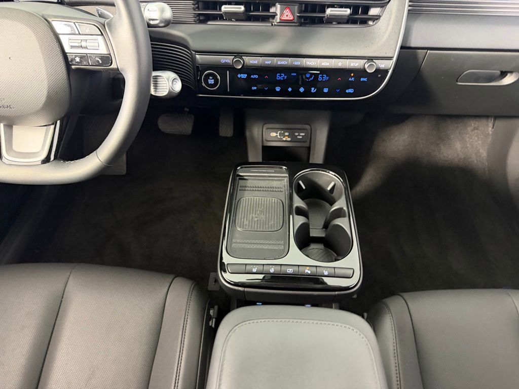 Used 2025 Hyundai Ioniq 5 SEL image 16