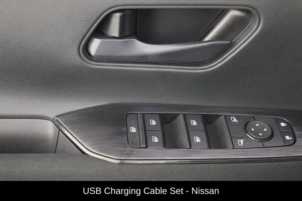 Used 2025 Nissan Kicks S w/ Charging Package image 14