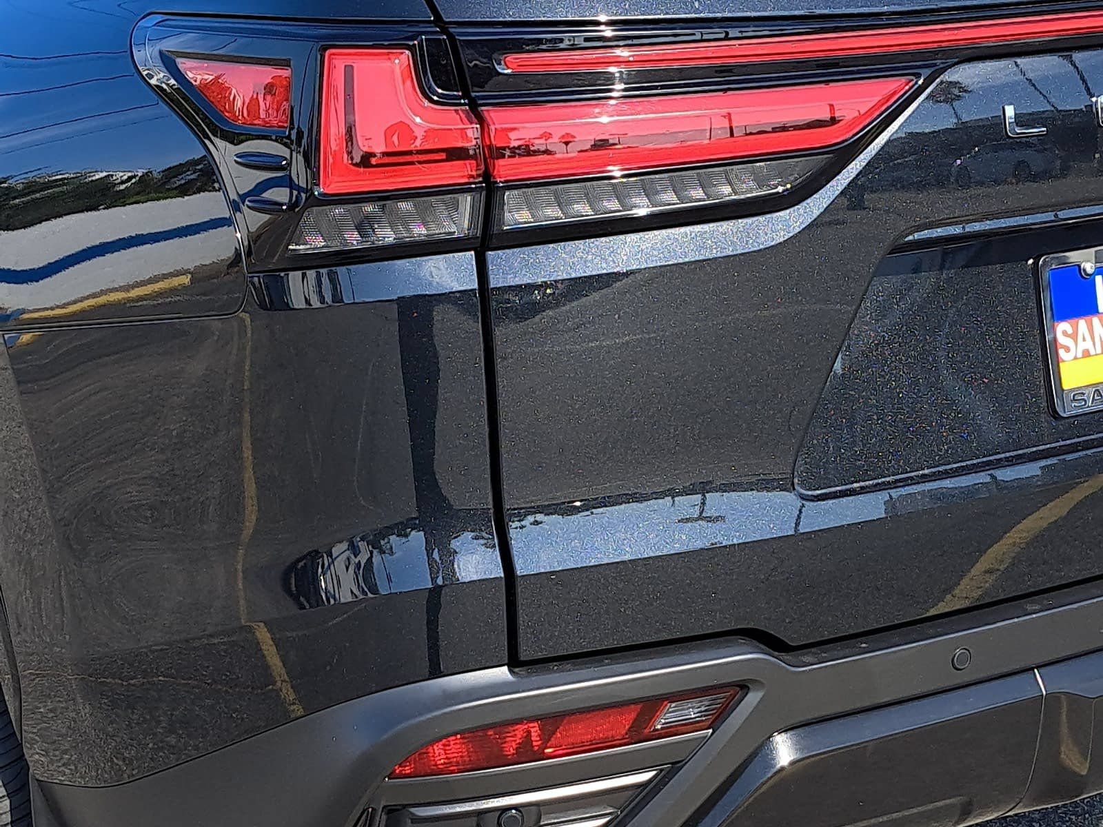 Used 2023 Lexus LX 600 4WD w/ Appearance Package image 38