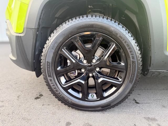 Used 2017 Jeep Renegade Altitude AWD/4WD image 25