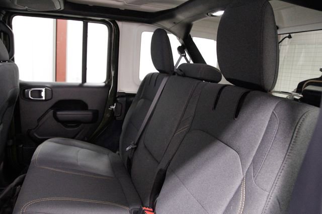 Used 2024 Jeep Wrangler Unlimited image 16