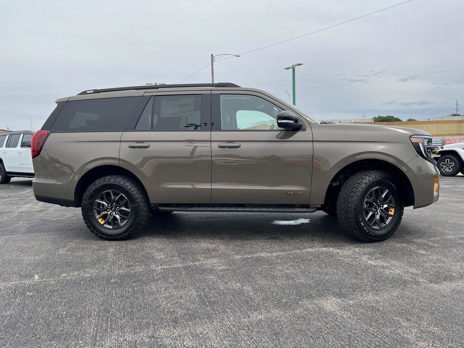 New 2026 Ford Expedition Tremor AWD/4WD image 4