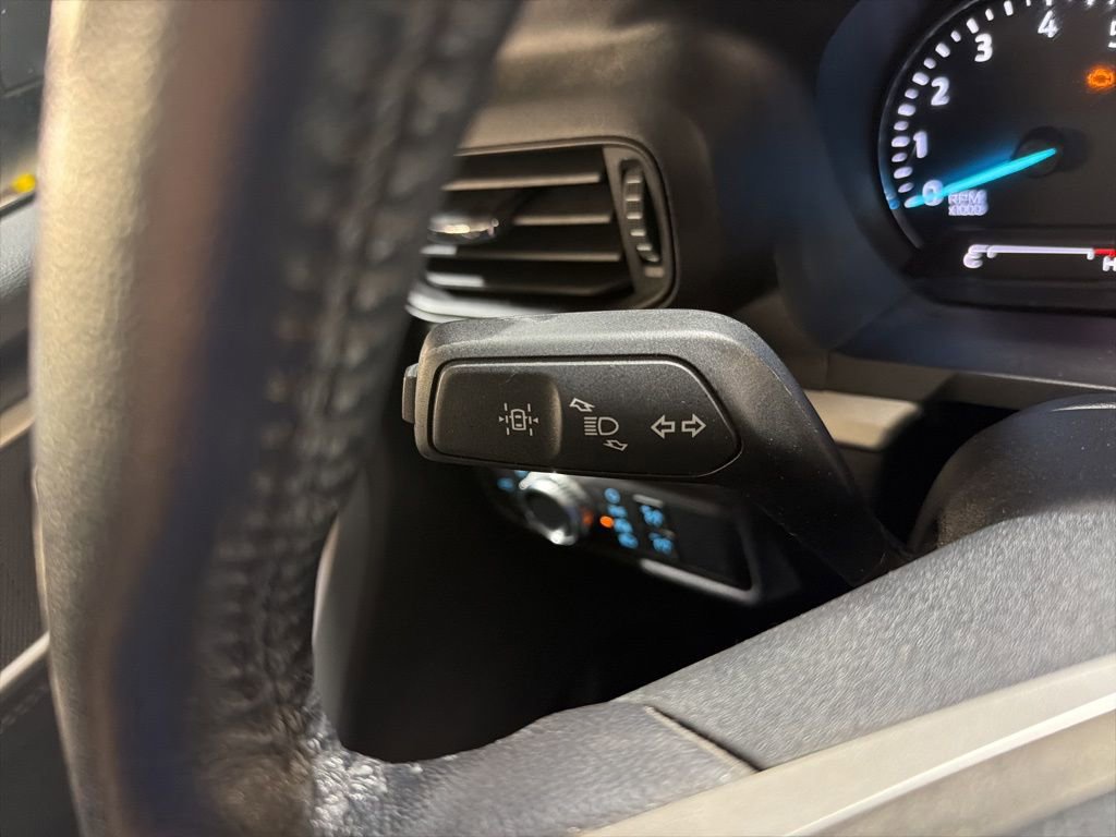 Used 2022 Ford Explorer XLT image 10