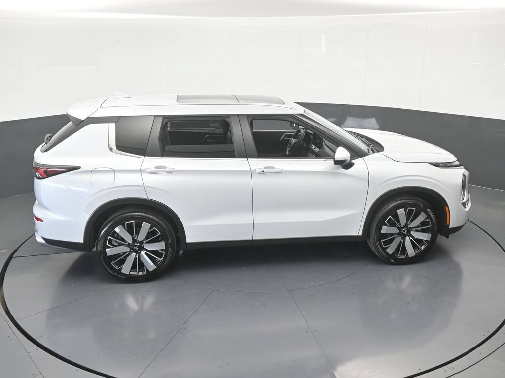New 2026 Mitsubishi Outlander SE FWD image 58