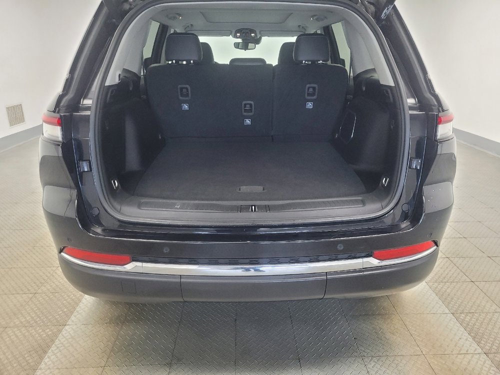 Used 2023 Jeep Grand Cherokee 4WD 4xe image 29