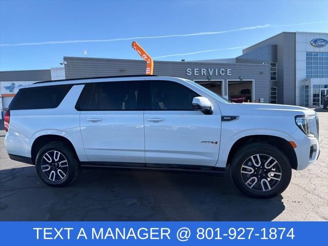 Used 2023 GMC Yukon XL AT4 w/ AT4 Premium Plus Package image 9