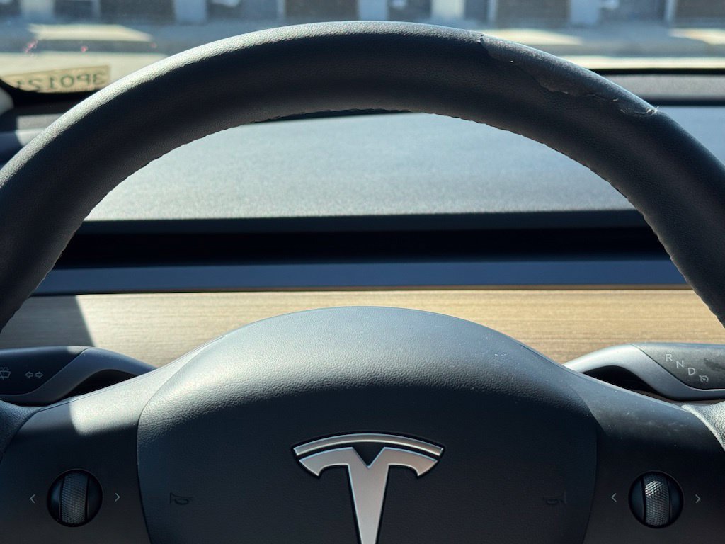 Used 2023 Tesla Model Y Long Range AWD/4WD image 14