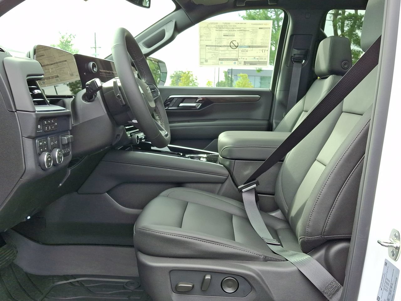 New 2026 Chevrolet Tahoe Z71 w/ Z71 Off-Road Package AWD/4WD image 6