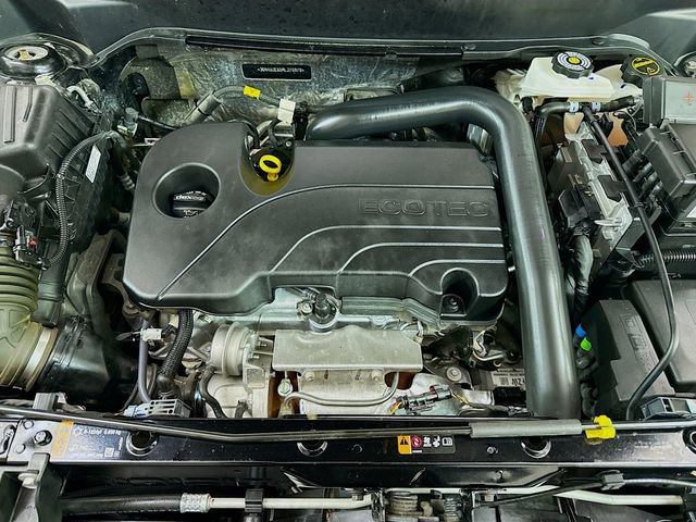 Used 2024 Chevrolet Equinox LT w/ LPO, Floor Liner Package AWD/4WD image 29