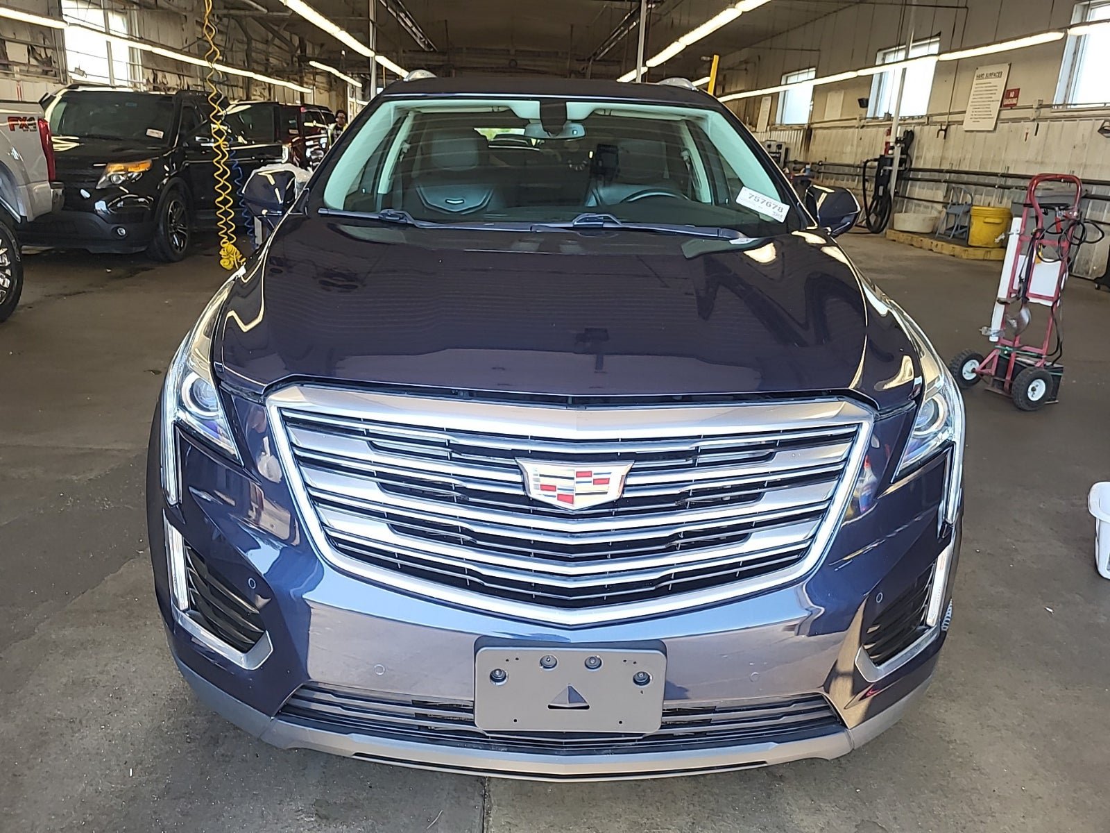Used 2017 Cadillac XT5 Luxury FWD image 14