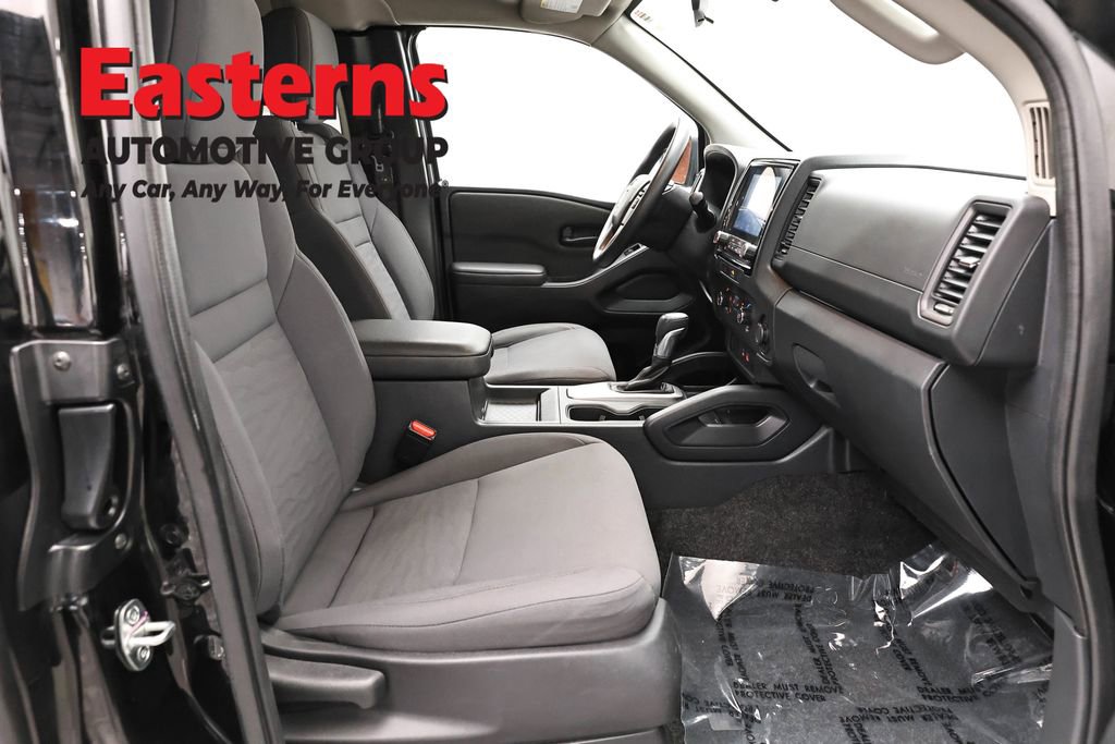 Used 2022 Nissan Frontier S RWD image 22