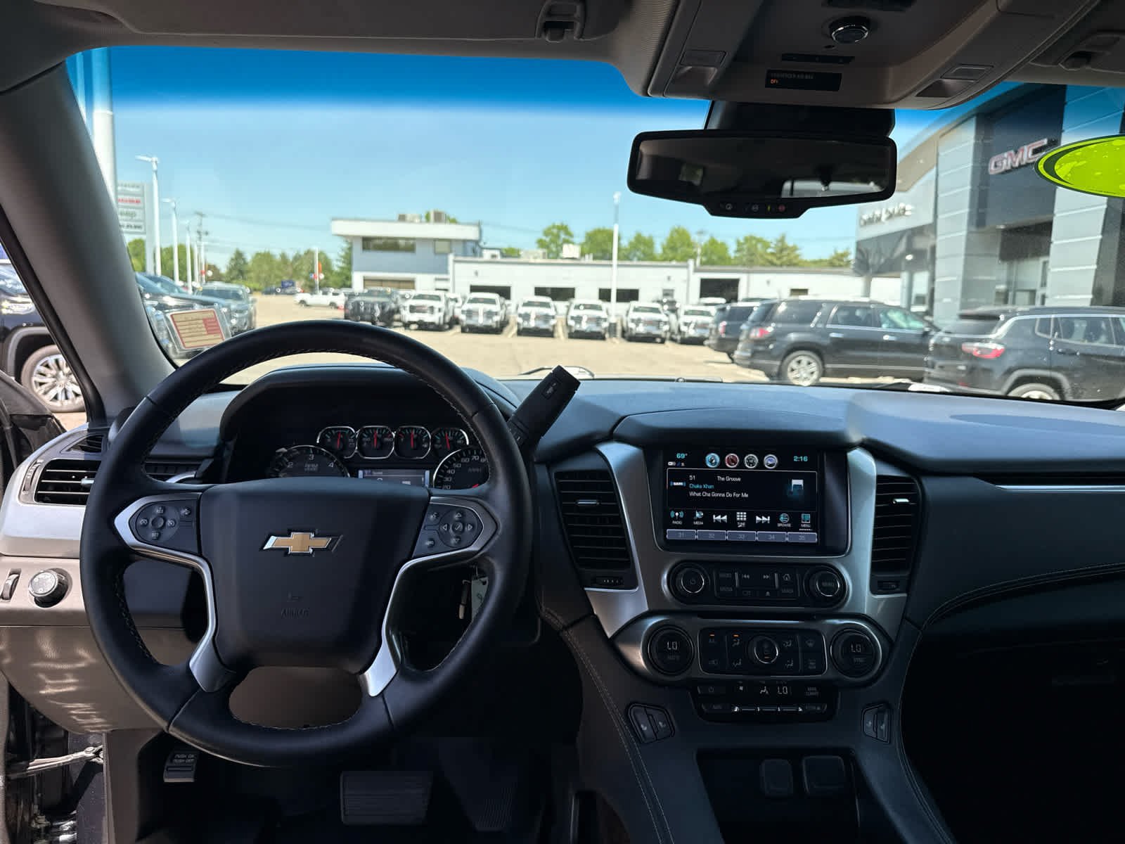 Used 2019 Chevrolet Tahoe LT AWD/4WD image 14