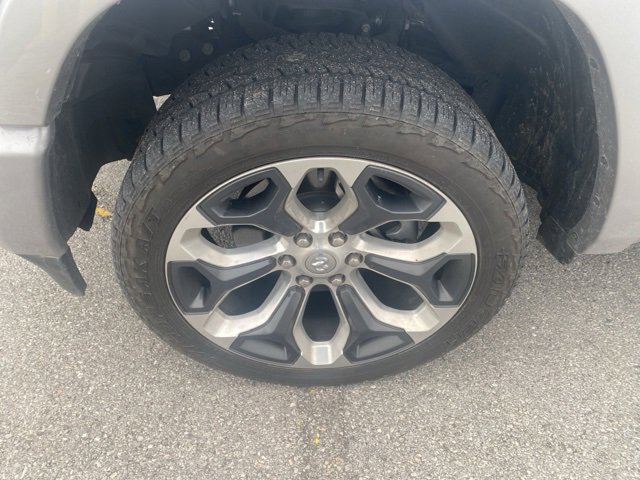 Used 2024 RAM 1500 Limited image 9
