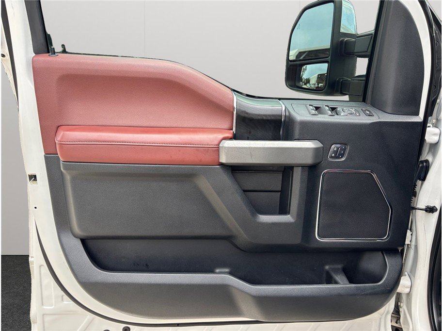 Used 2018 Ford F250 Platinum w/ Platinum Ultimate Package image 24