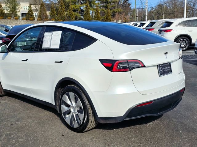 Used 2022 Tesla Model Y Long Range image 13