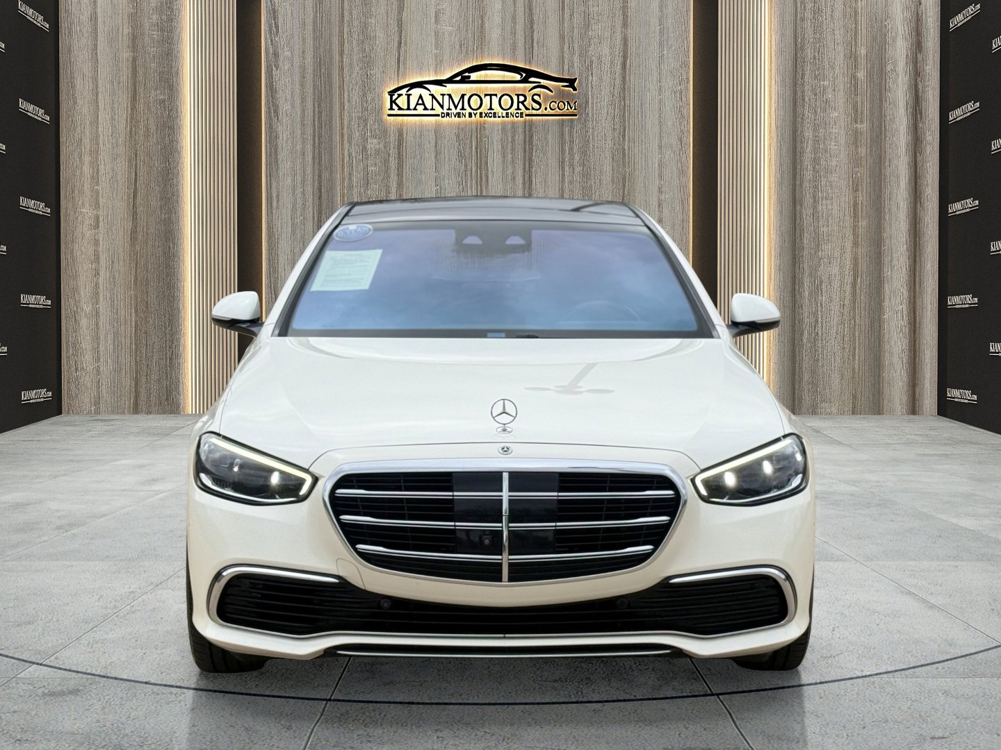 Used 2021 Mercedes-Benz S 580 4MATIC Sedan image 2