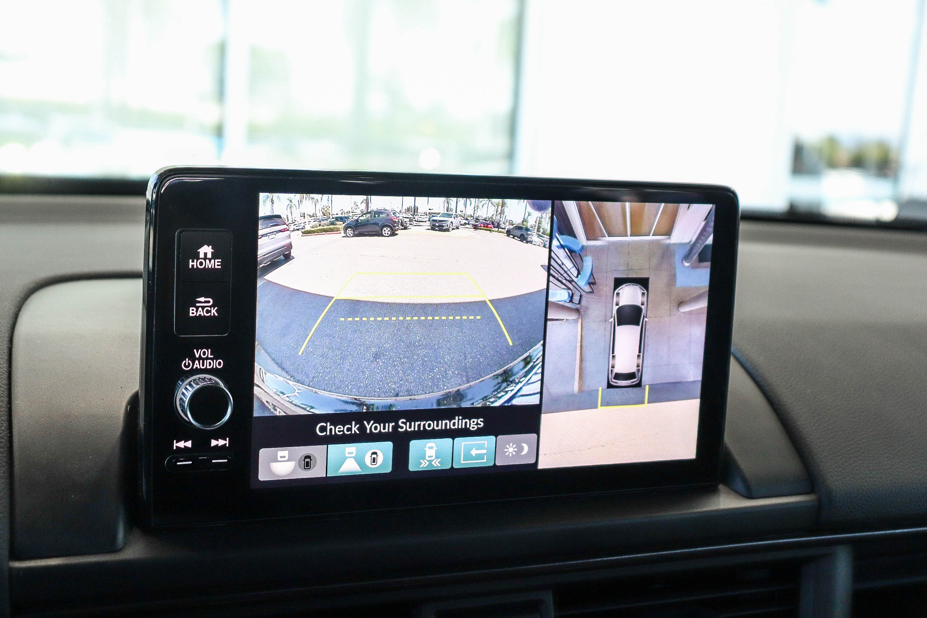 Used 2025 Honda Pilot TrailSport image 30