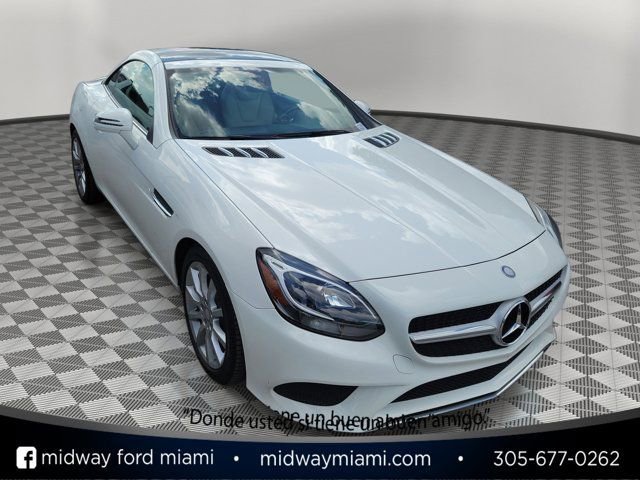 Used 2017 Mercedes-Benz SLC 300 image 1