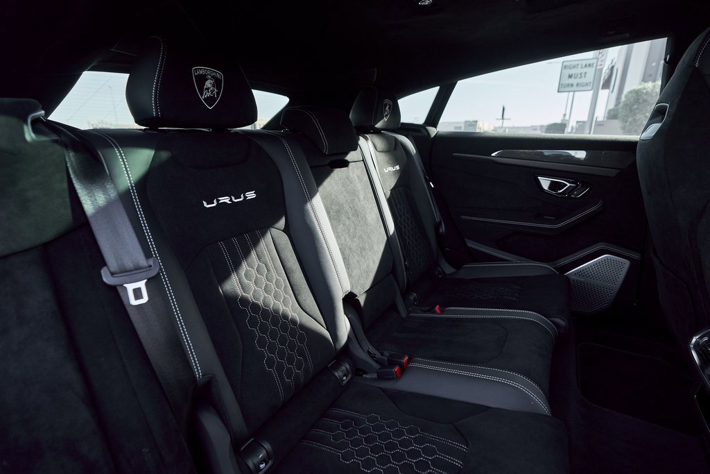 Used 2024 Lamborghini Urus Performante image 47