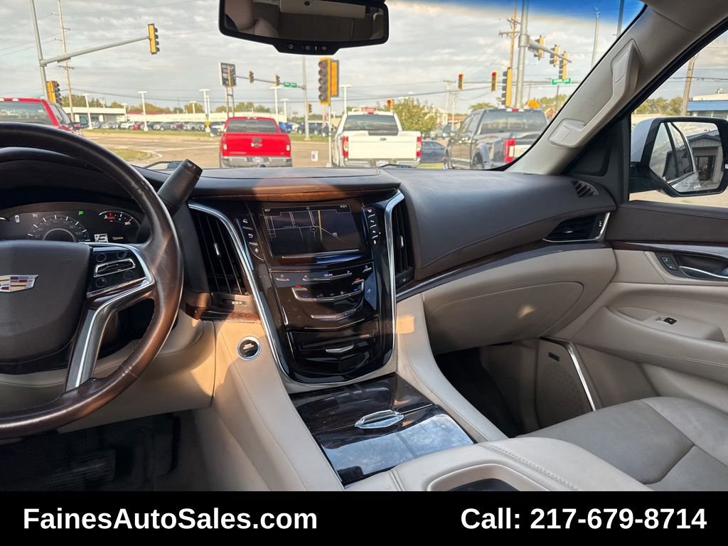Used 2016 Cadillac Escalade Luxury image 64
