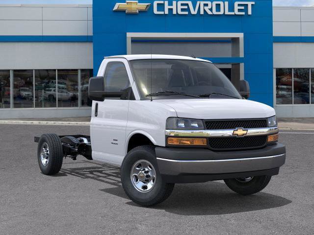 New 2025 Chevrolet Express 3500 w/ Power Convenience Package image 34