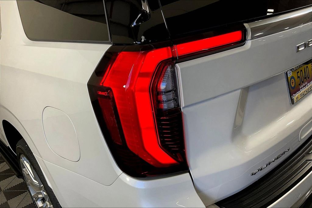 Used 2025 GMC Yukon Denali w/ Denali Reserve Package image 43