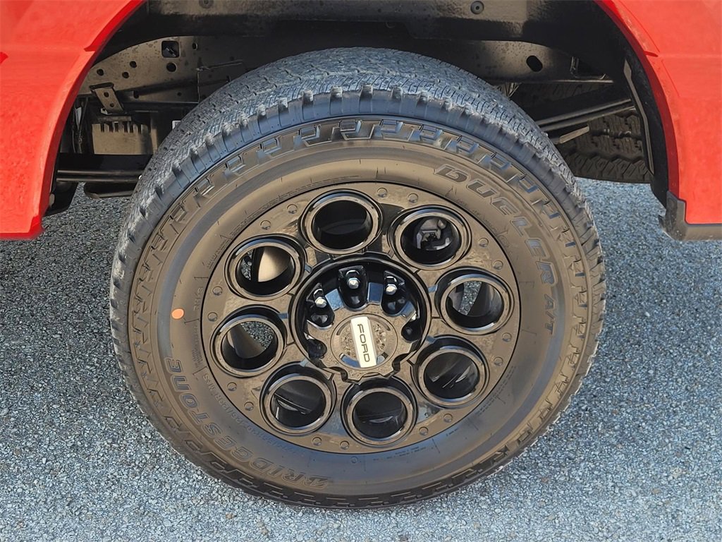 New 2025 Ford F250 Lariat w/ Lariat Ultimate Package image 5