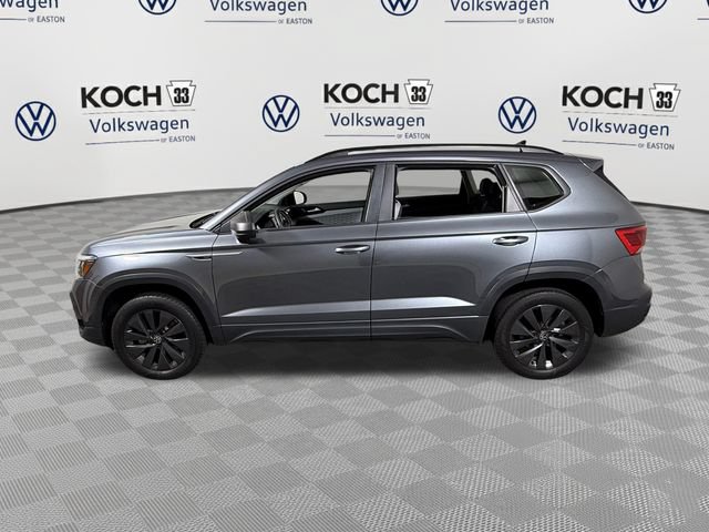 Used 2023 Volkswagen Taos S w/ Driver Assistance Package FWD image 4