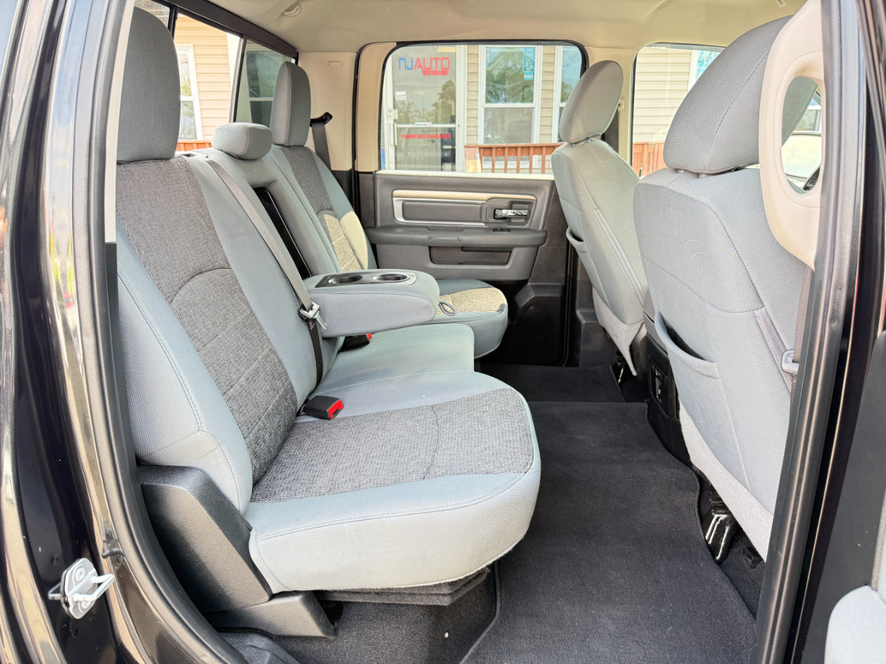 Used 2018 RAM 1500 Big Horn image 43