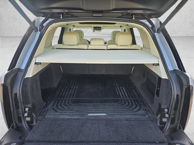 Certified 2023 Land Rover Range Rover SE image 13