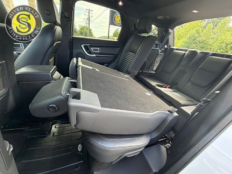 Used 2017 Land Rover Discovery Sport HSE Luxury AWD/4WD image 16