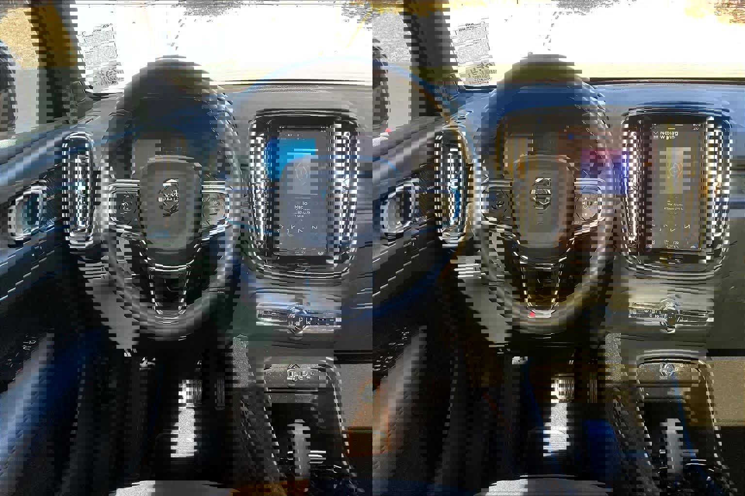 Used 2023 Volvo C40 P8 Recharge Ultimate image 8